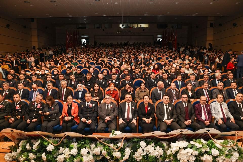 649832253 1353138313521505 6898111410019144736 N