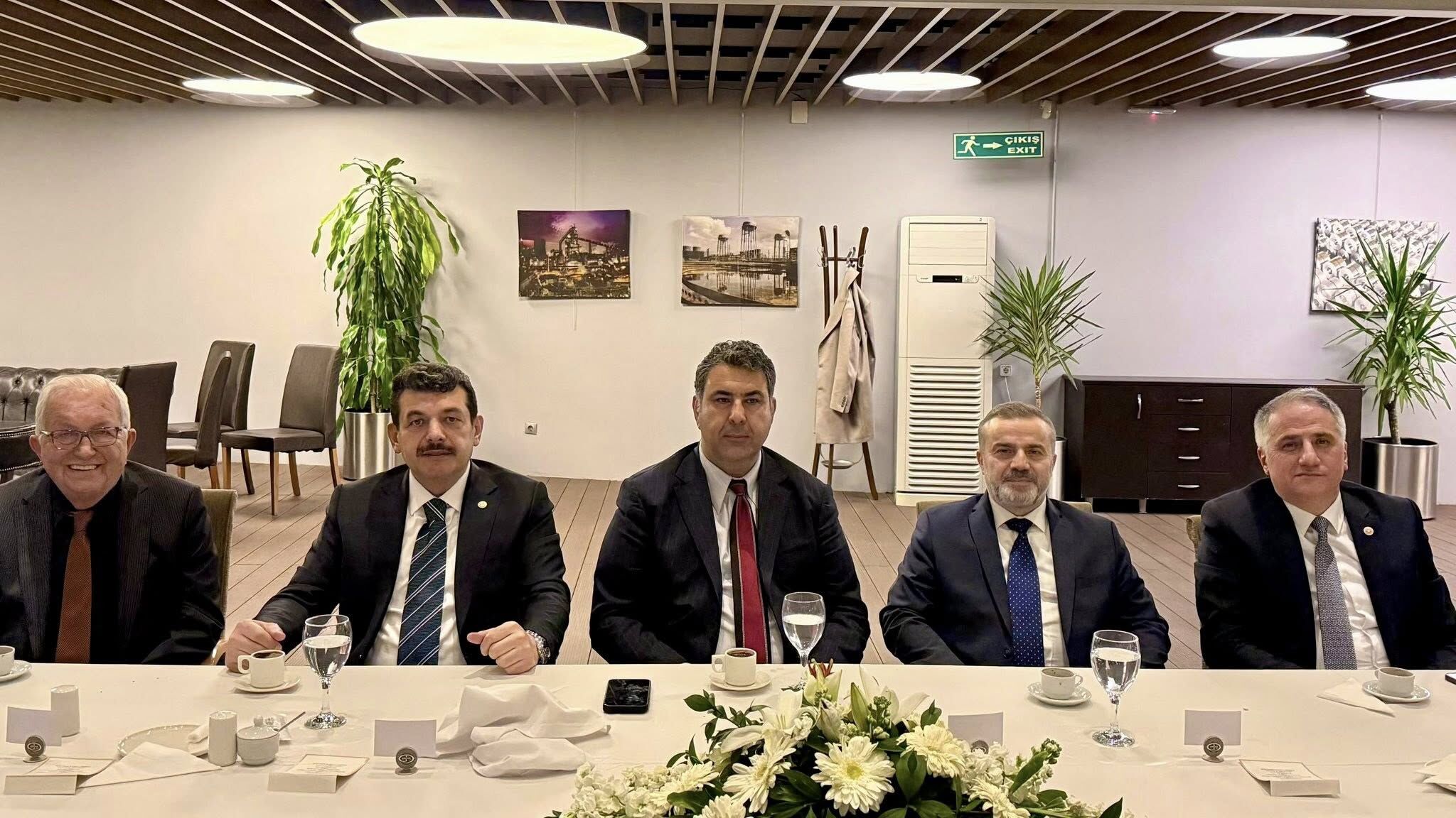 653517501 26445758531722263 8051446476226256746 N