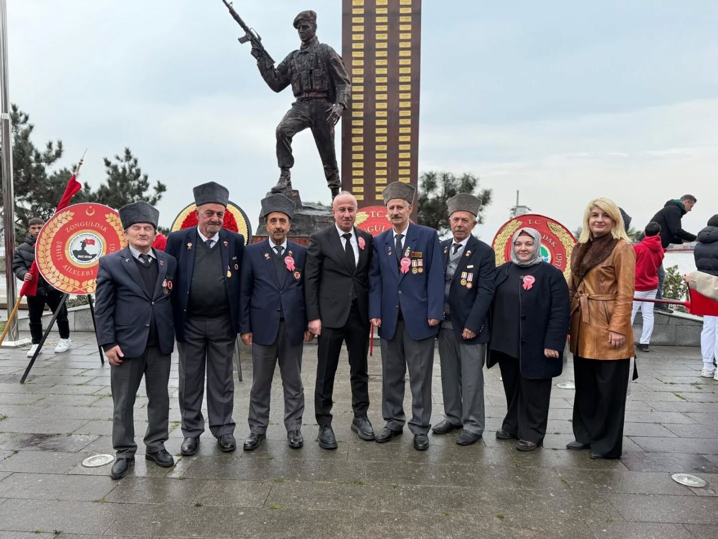 654428590 18398866306194957 7413808323524900349 N