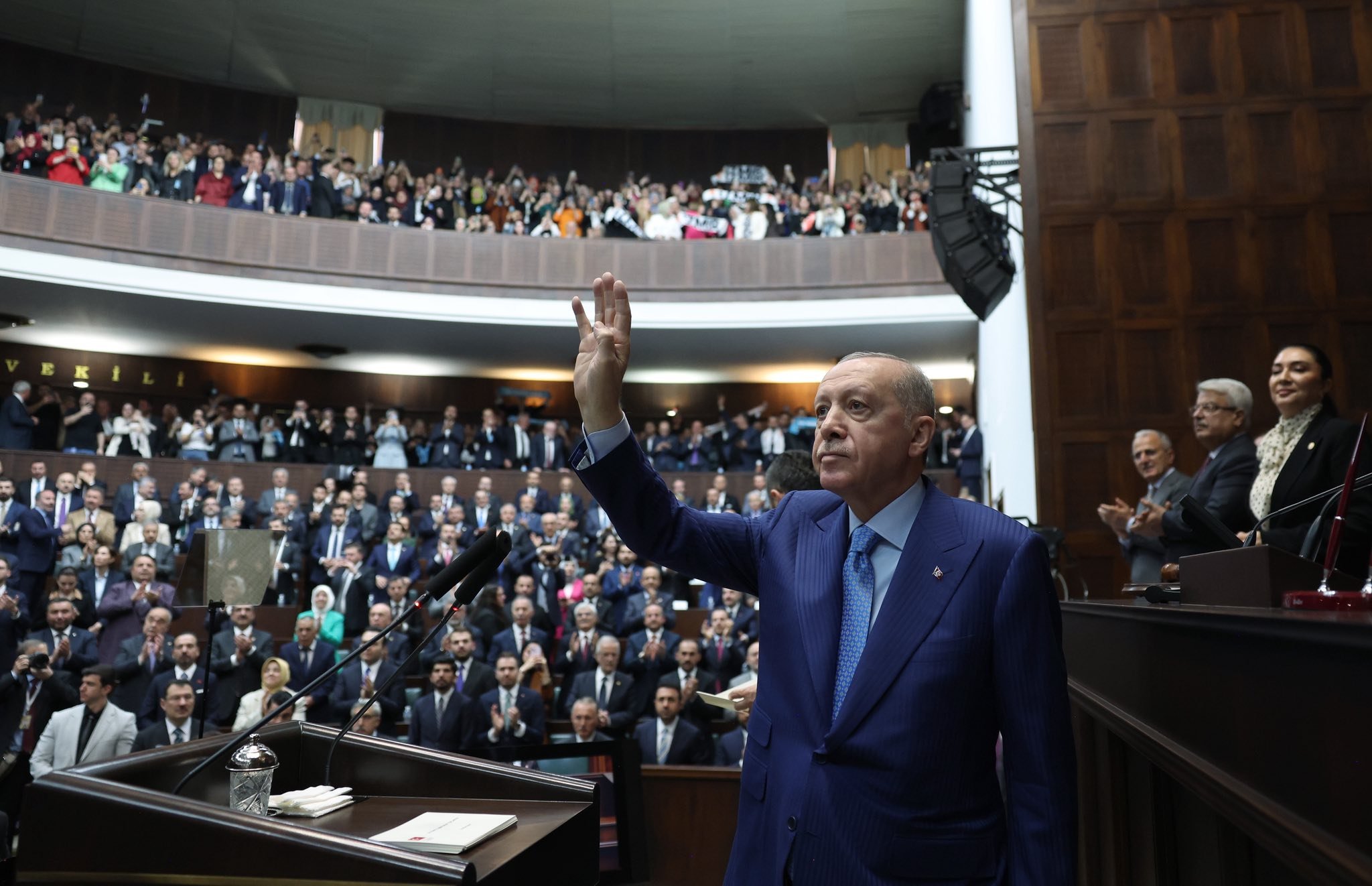 684642825 26905770389054406 833908431400920420 N