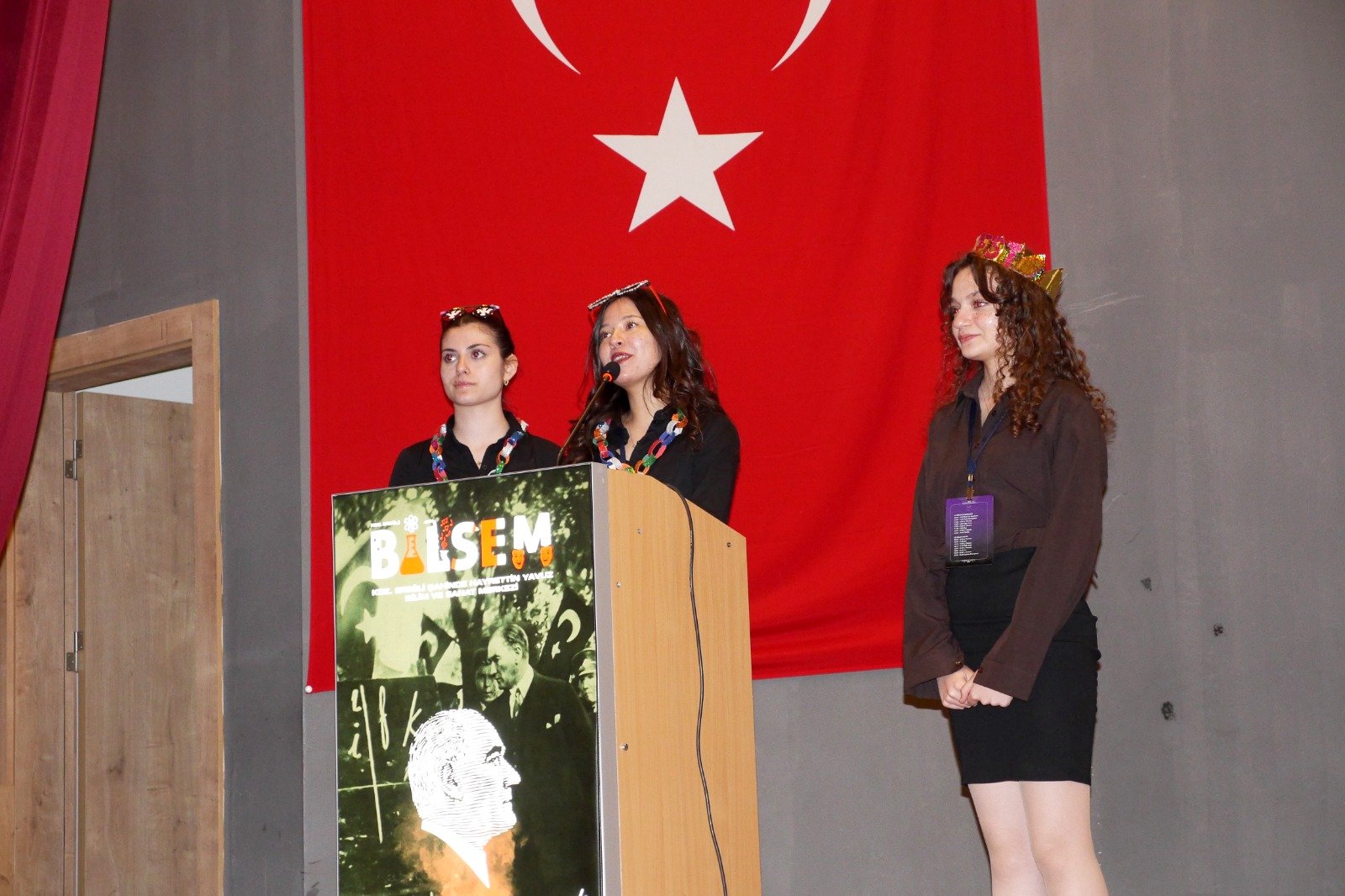 Whatsapp Image 2026 04 19 At 19.37.49