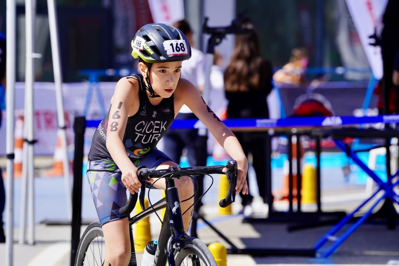 Whatsapp Image 2026 04 25 At 19.32.52 (1)